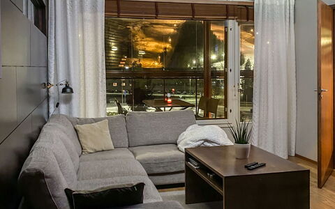 Tahko Spa Junior Suite Orange B6: Boom, Bank, Huis, Verblijf, Meer, Vijver, Woud, Blokhut