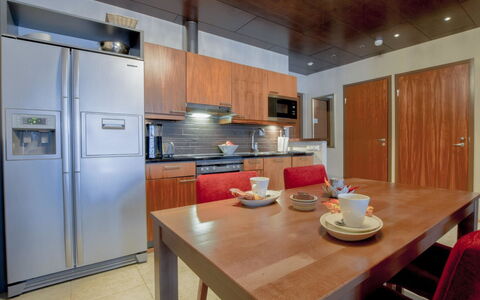 Tahko Spa Junior Suite Orange B6: Appartement, Condominium, Zwembad, Dok, Jachthaven, Toevlucht, Hotel, Badplaats, Gang
