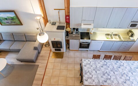 Reppu: Meubilair, Stoel, Buitenmeubels, Tafel, Hout, Buitentafel, Keuken En Eettafel, Schaduw, Tuin, Paraplu