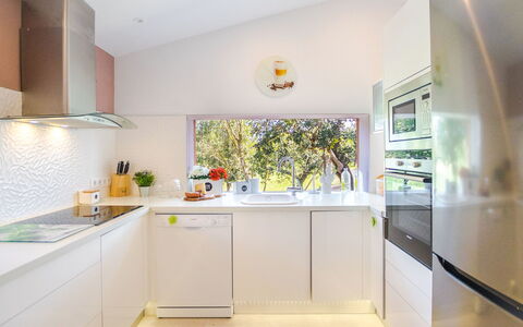 Can Marc: Eigendom, Kamer, Countertop, Keuken, Interieur Ontwerp, Cabinetry, Meubilair, Geel, Onroerend Goed, Verdieping