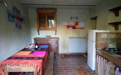 Passiflora: Kamer, Eigendom, Gebouw, Meubilair, Huis, Interieur Ontwerp, Verdieping, Tafel, Onroerend Goed, Plafond