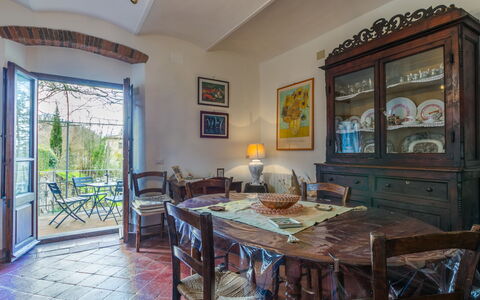 La Terrazza: Meubilair, Stoel, Hout, Tafel, Interieur Ontwerp, Keuken En Eettafel, Eetkamer, Flooring, Verlichting, Plafond