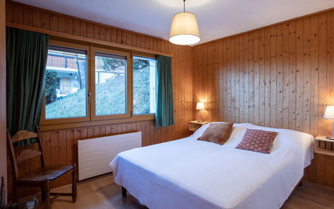 Le Schuss 1: Hout, Interieur Ontwerp, Huis, Plafond, Meubilair, Verdieping, Kamer, Slaapkamer, Bed, Hardwood