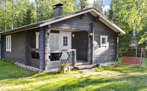 Maunonlahti: Meubilair, Stoel, Buitenmeubels, Tafel, Hout, Buitentafel, Keuken En Eettafel, Schaduw, Tuin, Paraplu