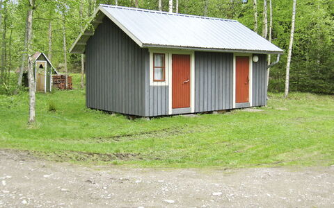 Maunonlahti: Meubilair, Stoel, Buitenmeubels, Tafel, Hout, Buitentafel, Keuken En Eettafel, Schaduw, Tuin, Paraplu