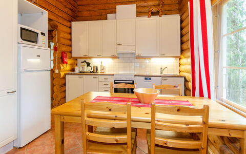 Purnuranta C: Hout, Verblijf, Plafond, Beits, Blokhut, Hardwood, Keuken, Countertop, Cabinetry, Timmerhout