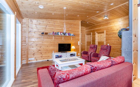 Kolin Mesikämmen: Hout, Plafond, Flooring, Verdieping, Interieur Ontwerp, Huis, Meubilair, Kamer, Woonkamer, Blokhut