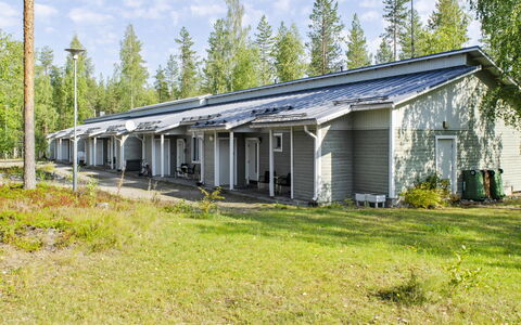 Loma-Koli 7: Meubilair, Stoel, Buitenmeubels, Tafel, Hout, Buitentafel, Keuken En Eettafel, Schaduw, Tuin, Paraplu