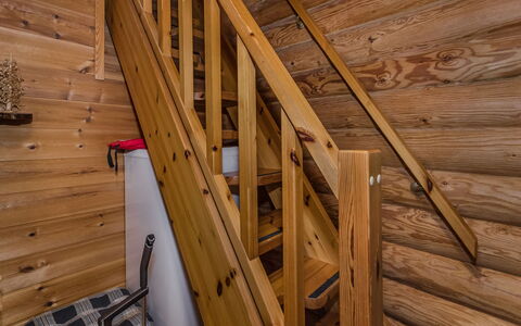 Lohi, Lie14: Meubilair, Stoel, Buitenmeubels, Tafel, Hout, Buitentafel, Keuken En Eettafel, Schaduw, Tuin, Paraplu
