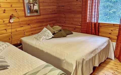 Ruka-Ihtinki 4 a 3: Flooring, Verdieping, Hout, Interieur Ontwerp, Plafond, Meubilair, Houten Vloer, Slaapkamer, Kamer, Bed