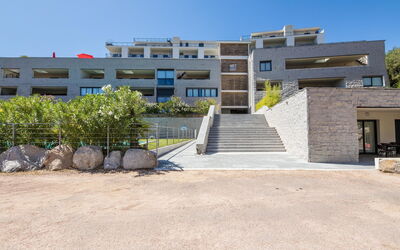 Porto Vecchio 123