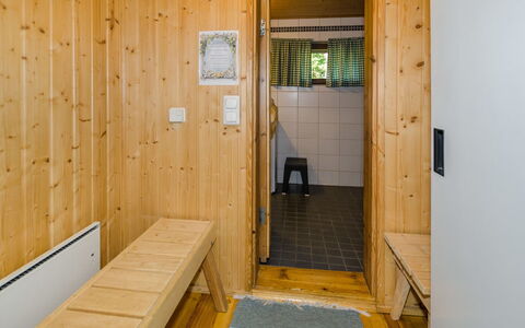 Kanerva: Meubilair, Stoel, Buitenmeubels, Tafel, Hout, Buitentafel, Keuken En Eettafel, Schaduw, Tuin, Paraplu