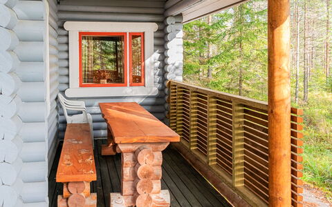 Kanerva: Meubilair, Stoel, Buitenmeubels, Tafel, Hout, Buitentafel, Keuken En Eettafel, Schaduw, Tuin, Paraplu
