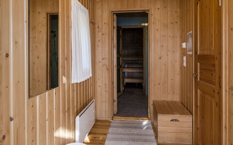 Metsätähti: Meubilair, Stoel, Buitenmeubels, Tafel, Hout, Buitentafel, Keuken En Eettafel, Schaduw, Tuin, Paraplu