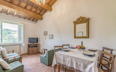 Ca Maggetti: Kamer, Eigendom, Meubilair, Gebouw, Interieur Ontwerp, Huis, Plafond, Muur, Tafel, Verdieping