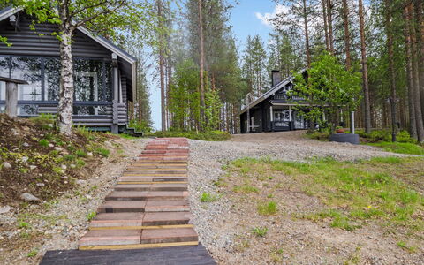 Hatun Huilaus: Hout, Verblijf, Huis, Bos, Siding, Garden Gebouwen, Blokhut, Werf, Outdoor Structuur, Dek