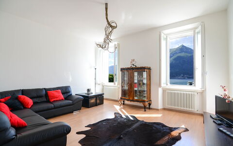 Residenza Bellagio: Kamer, Eigendom, Meubilair, Woonkamer, Interieur Ontwerp, Gebouw, Verdieping, Huis, Onroerend Goed, Huis