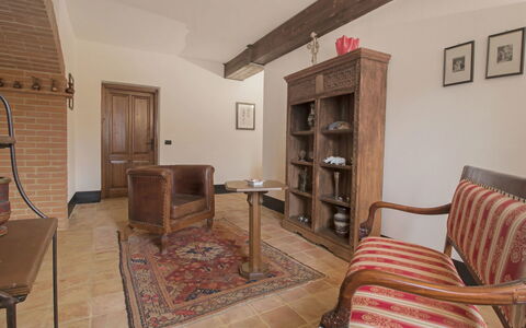 Cantiniere: Kamer, Eigendom, Meubilair, Gebouw, Huis, Interieur Ontwerp, Onroerend Goed, Verdieping, Plafond, Muur