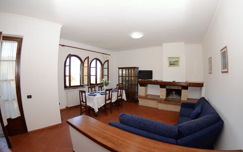 Villa Vaniglia Proprietà: Kamer, Eigendom, Gebouw, Meubilair, Interieur Ontwerp, Verdieping, Hardwood, Huis, Woonkamer, Plafond