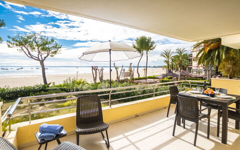 Vista al Mar: Eigendom, Onroerend Goed, Interieur Ontwerp, Gebouw, Huis, Kamer, Architectuur, Vakantie, Balkon, Huis