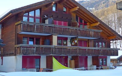 Zermatt 71: Eigendom, Huis, Gebouw, Huis, Sneeuw, Winter, Architectuur, Onroerend Goed, Facade, Appartement