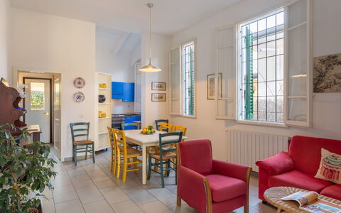 Anita: Kamer, Eigendom, Woonkamer, Gebouw, Meubilair, Interieur Ontwerp, Huis, Geel, Onroerend Goed, Verdieping