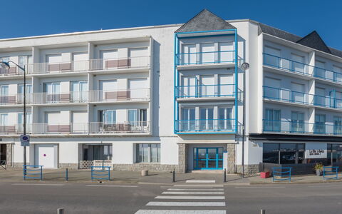 Hoédic: Gebouw, Eigendom, Woongebied, Architectuur, Gemengd Gebruik, Appartement, Buurt, Huis,  Dorf\, Condominium