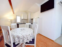 Accommodatie:&nbsp;Surjan 107.1