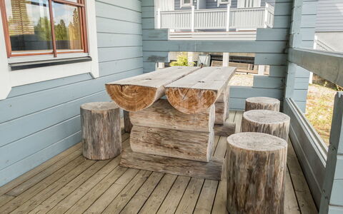 Värikatti: Meubilair, Stoel, Buitenmeubels, Tafel, Hout, Buitentafel, Keuken En Eettafel, Schaduw, Tuin, Paraplu