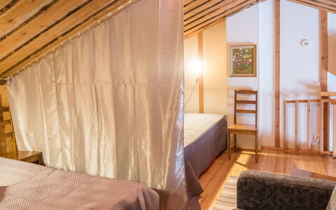 Vuokatinportti B 8: Meubilair, Interieur Ontwerp, Verdieping, Flooring, Hout, Plafond, Kamer, Bed, Verlichting, Slaapkamer
