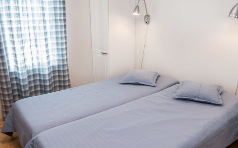 Nelikko B: Hout, Siding, Verblijf, Huis, Huis, Plank, Garden Gebouwen, Blokhut, Hardwood, Veranda