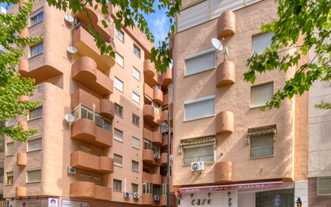 Calpe Pueblo: Gebouw, Eigendom, Buurt, Appartement, Woongebied, Gemengd Gebruik, Onroerend Goed, Architectuur, Condominium, Grootstedelijk Gebied