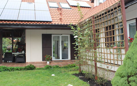 Latków: Fabriek, Venster, Eigendom, Gebouw, Land Lot, Deur, Buurt, Lucht, Woongebied