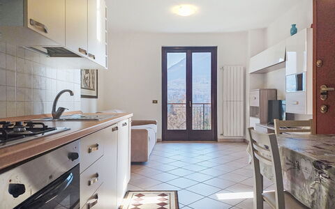 La Rocca: Interieur Ontwerp, Meubilair, Flooring, Hout, Keuken, Verdieping, Kamer, Toestel Van De Keuken, Plafond, Keuken En Eettafel