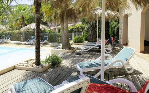 Stella di Mare: Eigendom, Toevlucht, Onroerend Goed, Vakantie, Boom, Gebouw, Palmboom, Huis, Zwembad, Buitenmeubels