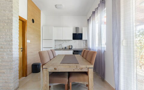 Kata: Eigendom, Hout, Interieur Ontwerp, Flooring, Gebouw, Verdieping, Muur, Tafel, Schaduw