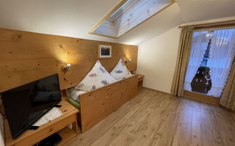Accommodatie:&nbsp;Kramer 627.2