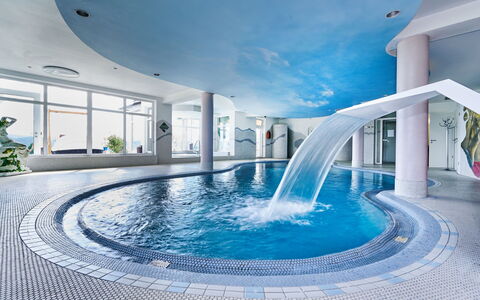 Heckenrose mit Badewelt und Sauna Inkl.: Zwembad, Toevlucht, Appartement, Hotel, Vrije Tijd, Badplaats, Leuning, Boutique Hotel, Villa, Balkon