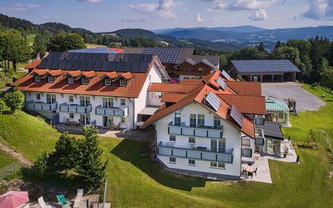 Heckenrose mit Badewelt und Sauna Inkl.: Huis, Landgoed, Villa