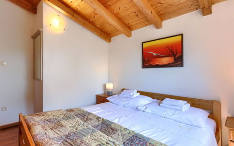 Poreč Kaštelir 629: Meubilair, Gebouw, Eigendom, Comfort, Hout, Interieur Ontwerp, Architectuur, Verdieping, Bed, Huis