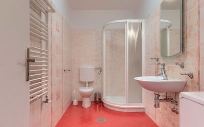 Accommodatie:&nbsp;Macini 605.3