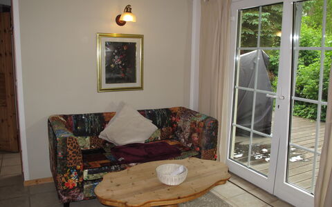 Schwarbe 647: Kamer, Eigendom, Meubilair, Huis, Gebouw, Interieur Ontwerp, Verdieping, Tafel, Onroerend Goed, Huis