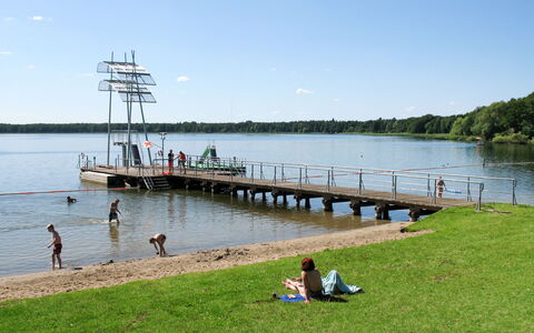 Heike: Water, Reservoir, Rivier, Bank, Watervoorraden, Meer, Pier, Waterweg, Kust, Boom
