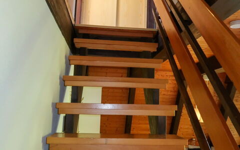 Ronshausen 602: Gebouw, Trap, Hout, Interieur Ontwerp, Huis, Verdieping, Flooring, Beits, Hardwood