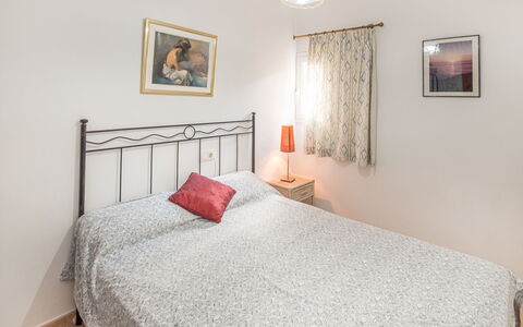 Sa Rossa: Fotolijst, Eigendom, Meubilair, Comfort, Hout, Verlichting, Textiel, Interieur Ontwerp, Architectuur, Flooring