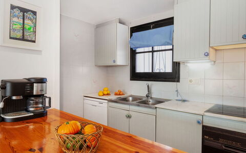 Ducado Golf B Ii: Countertop, Kamer, Eigendom, Meubilair, Keuken, Cabinetry, Interieur Ontwerp, Gebouw, Huis, Verdieping