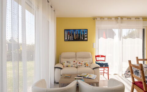 Tal Ar Mor: Meubilair, Interieur Ontwerp, Flooring, Verdieping, Kamer, Bankstel, Textiel, Woonkamer, Plafond, Huis