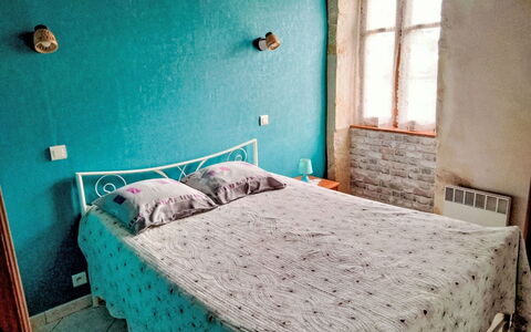 La Bergerie: Bed, Slaapkamer, Bedding, Laken, Muur, Meubilair, Linens, Verdieping, Interieur Ontwerp, Bed Frame