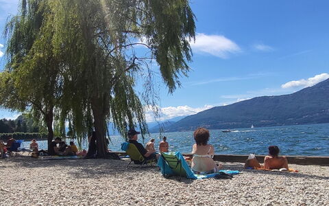 Montesole: Water, Lucht, Wolk, Azure, Strand, Boom, Kust En Oceanic Landvormen, Vrije Tijd, Meer