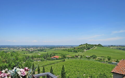 Ca' Del Vento: Lucht, Fabriek, Plantengemeenschap, Ecoregio, Wolk, Natuurlijk Landschap, Bloem, Land Lot, Vegetation, Boom